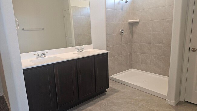 Building Photo - 1449 Vista Grande Lp