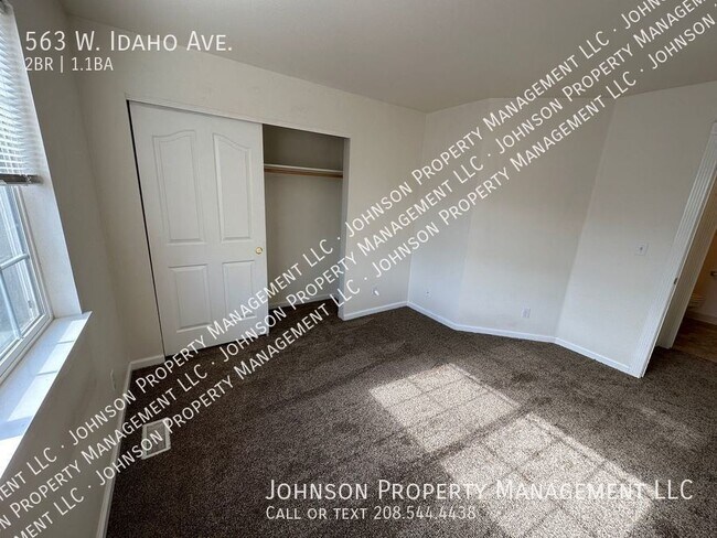 Building Photo - 563 W Idaho Ave