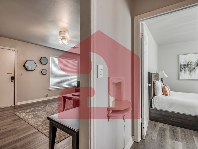 Building Photo - 2926 NW 72nd St