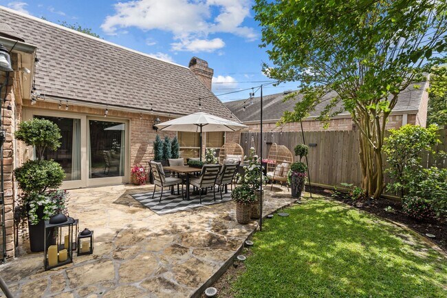 Building Photo - 40 Wellington Ct