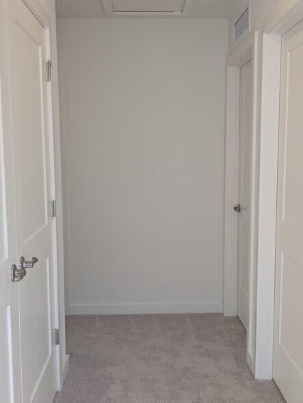 Building Photo - 1967 Iorio St