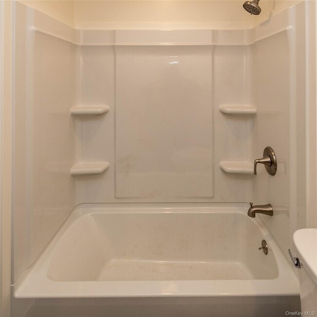 Building Photo - 4407 Albany Post Rd