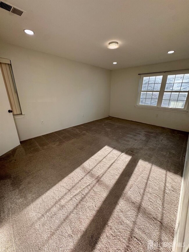 Building Photo - 1202 Green Hollow Dr