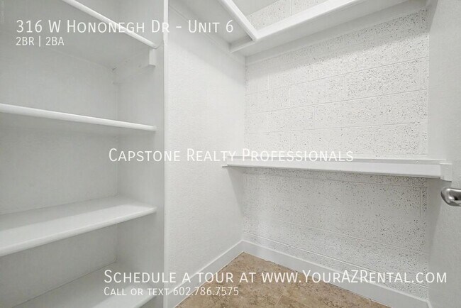 Building Photo - 316 W Hononegh Dr