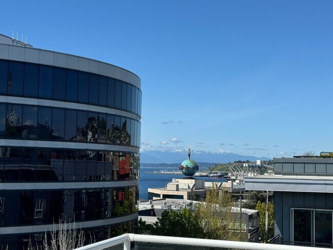 Building Photo - 1Bd/1Ba Seattle Condo
