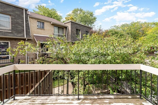 Building Photo - 1746 Dogwood Dr