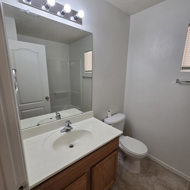 Building Photo - 2527 Ghost Ranch St SW