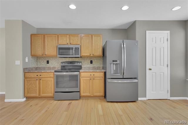 Building Photo - 16245 E Phillips Dr