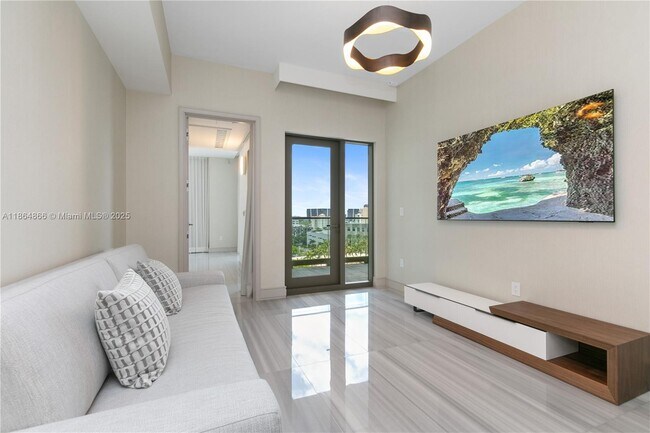 Building Photo - 17901 Collins Ave