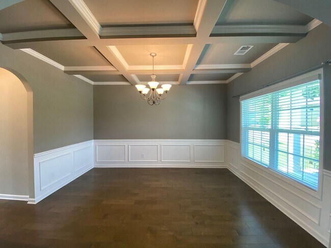 Building Photo - 216 Wild Azalea Dr