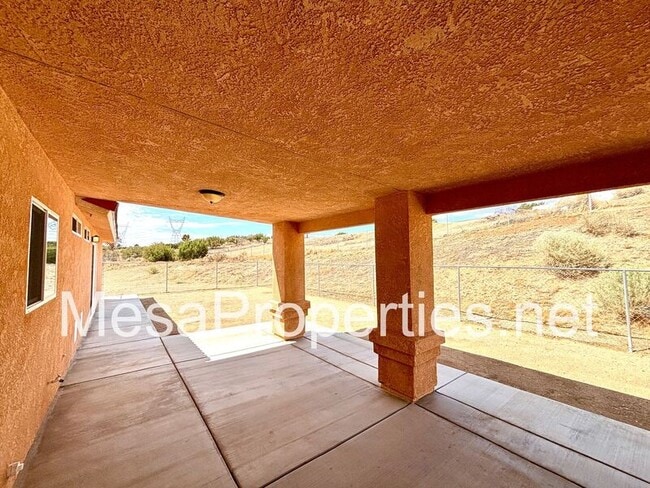 Building Photo - 11155 Phelan Rd