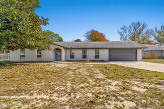 Building Photo - 409 W Sonata Cir