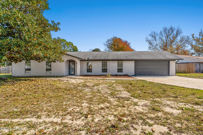 Primary Photo - 409 W Sonata Cir