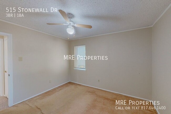 Building Photo - 515 Stonewall Dr