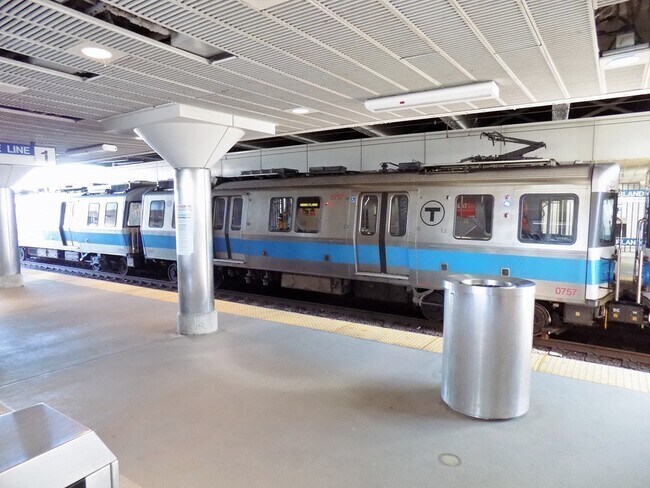 Building Photo - 10 Ocean Ave