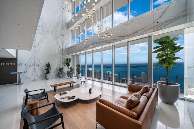 Building Photo - 300 Biscayne Blvd Way