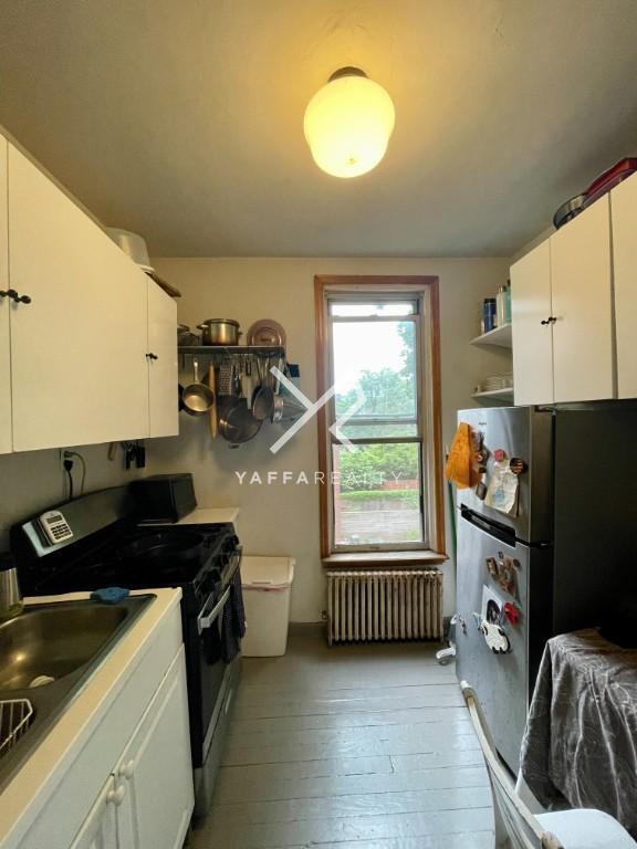 Building Photo - 1 bedroom in BROOKLYN NY 11233