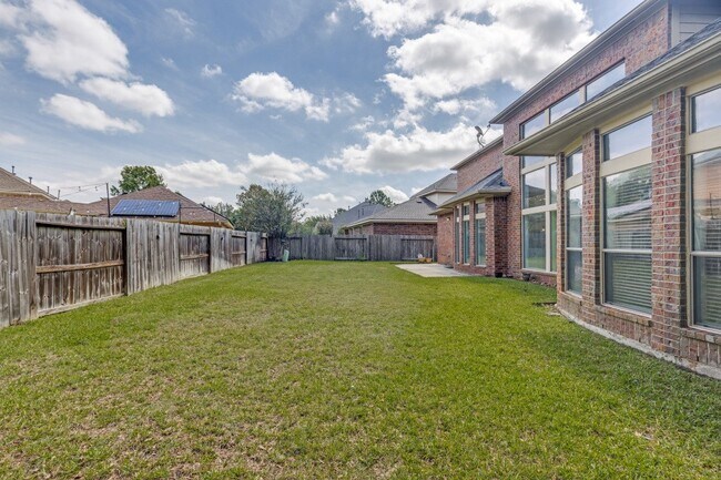 Building Photo - 9318 Rainbluff Ln