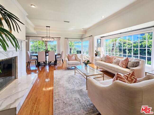 Building Photo - 3690 Crownridge Dr