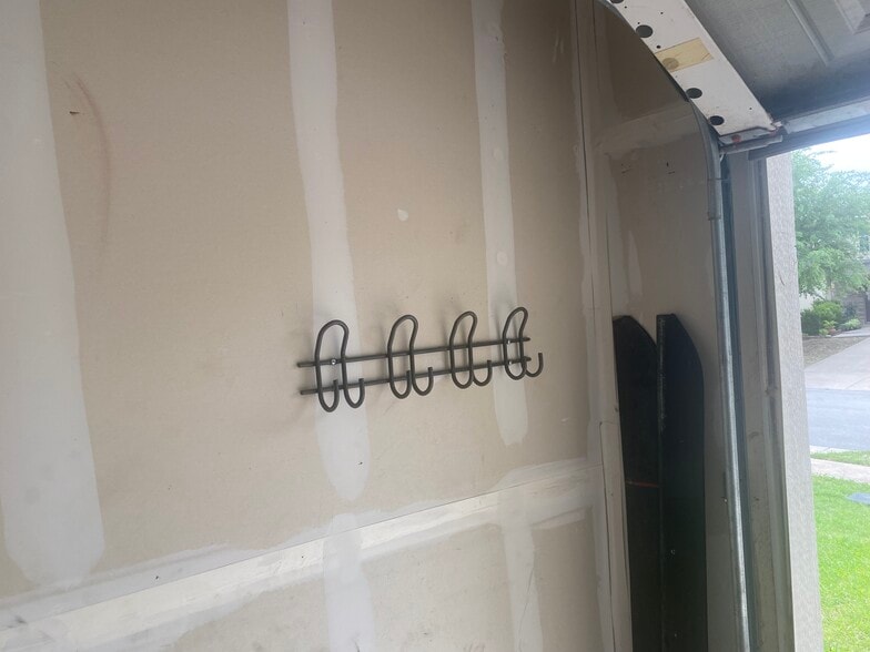 Garage Tool Rack - 191 Black