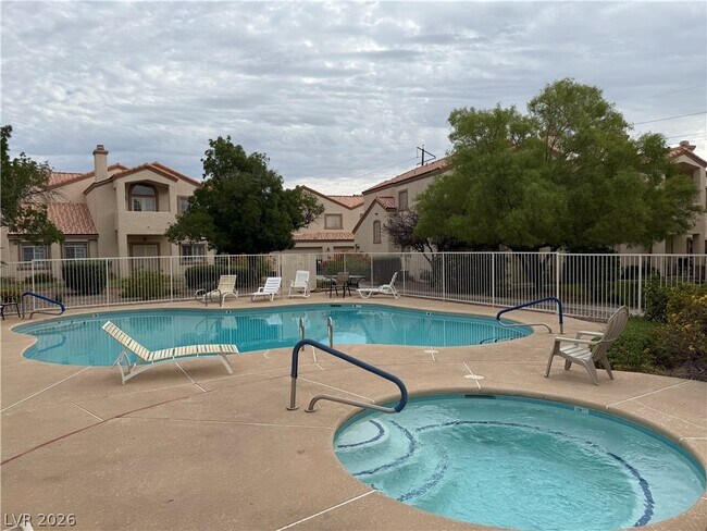 Building Photo - 8301 Boseck Dr