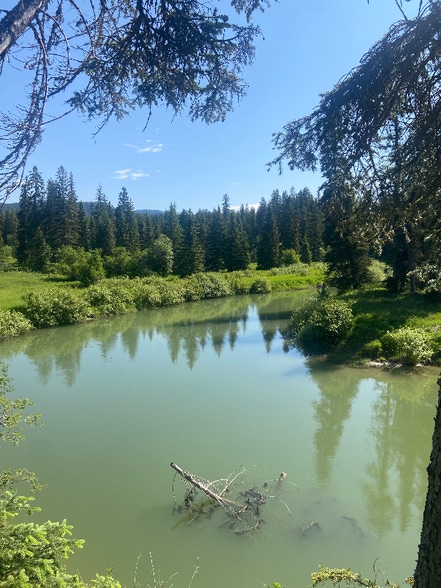 Building Photo - 760 Twin Bridges Rd