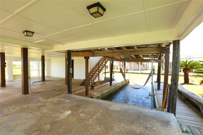 Building Photo - 24 Kingfish Ln