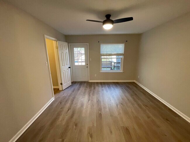 Building Photo - 3031 Royal Palm Way