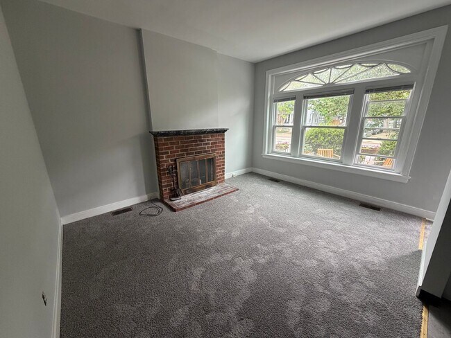 Building Photo - 2627 Floyd Ave