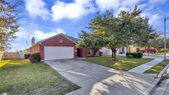 Building Photo - 4121 Lake Edge Way