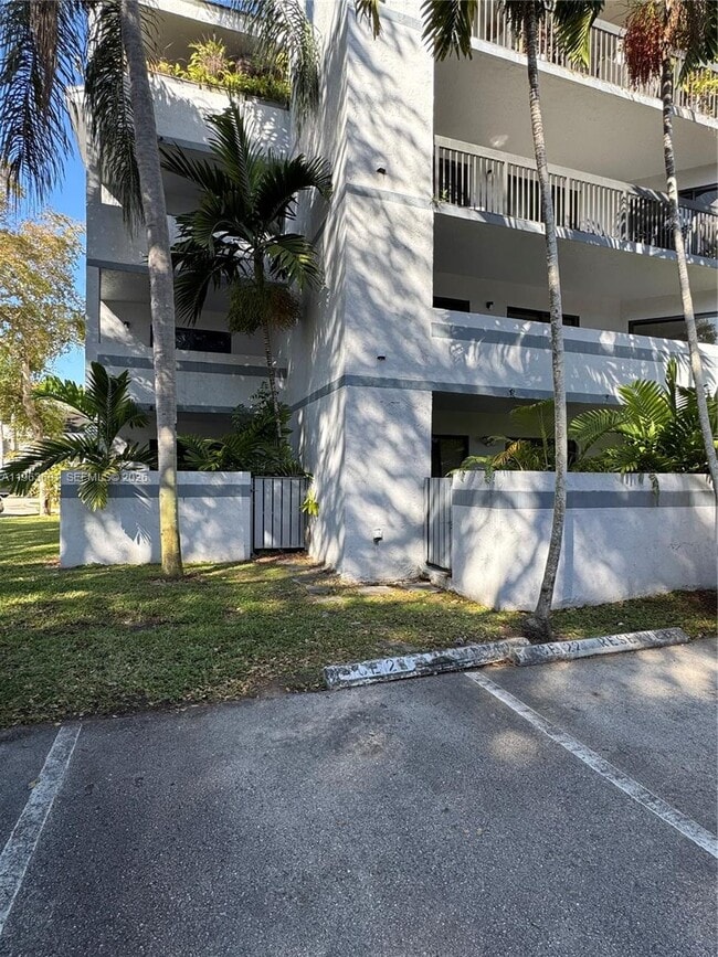 Building Photo - 8888 SW 131st Ct