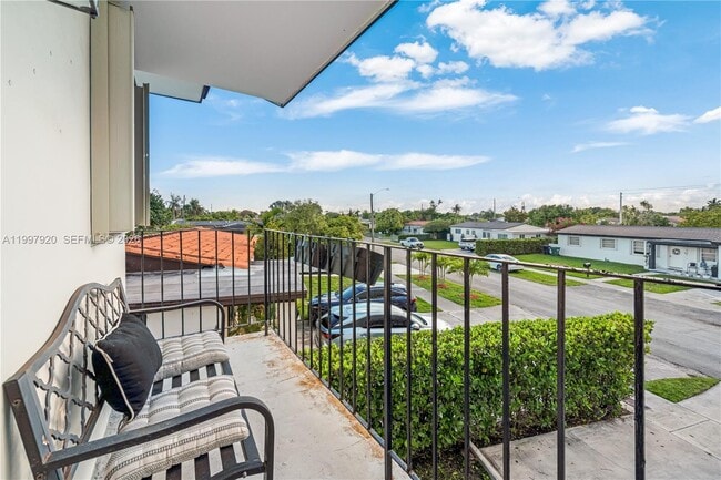 Building Photo - 2801 SW 106th Ave