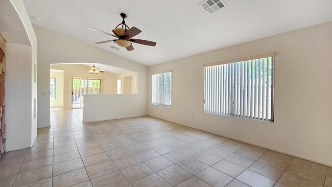 Building Photo - 16640 N 153rd Ct