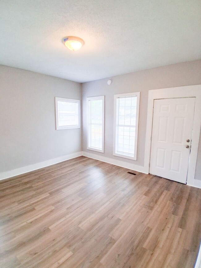 Building Photo - Charming 2BR/1BA Single Family Home in Gad...
