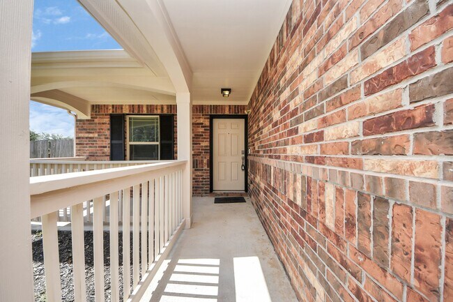 Building Photo - 13810 Beckledge Ln