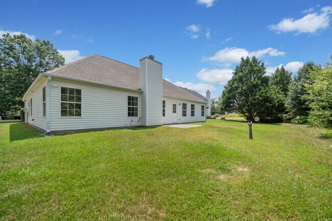 Building Photo - 3690 Golfe Links Dr
