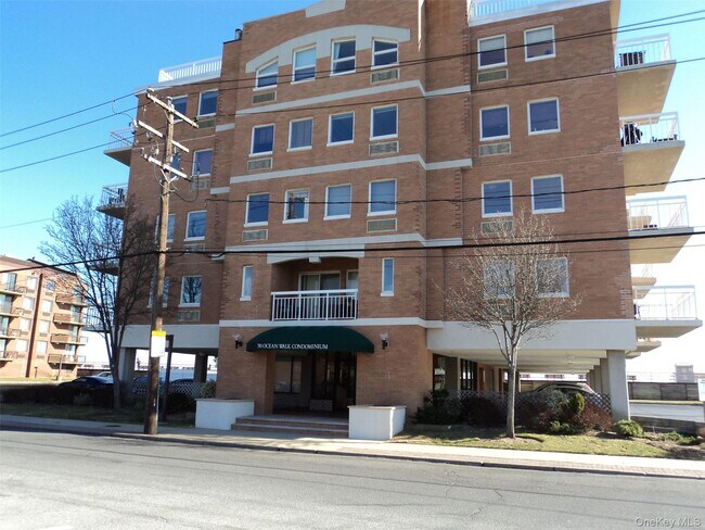 Primary Photo - 780 W Broadway