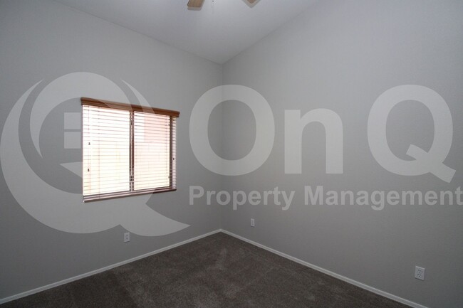 Building Photo - 1252 N Santa Anna St