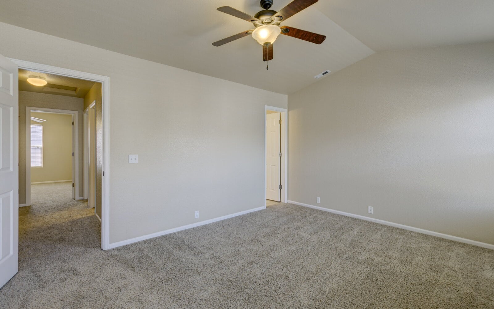 Building Photo - 2850 Tumblewood Grove