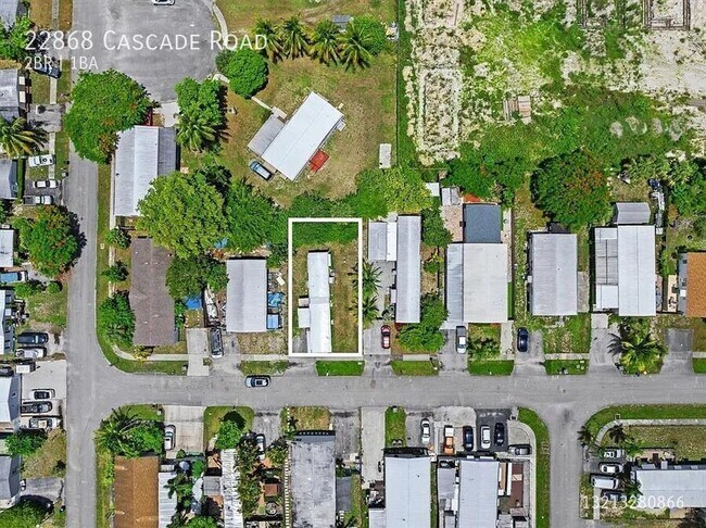 Building Photo - 22868 Cascade Rd