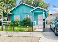 Building Photo - Cute Cottage in Downtown Reno with a private front and back yard! Near UNR, Shopping, Busses & fr...