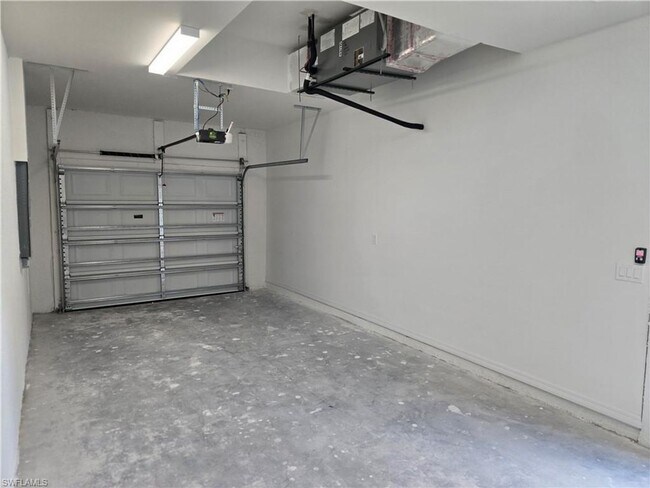 Building Photo - ASK US ABOUT FREE RENT!! NEW CONTRUCTION 2...