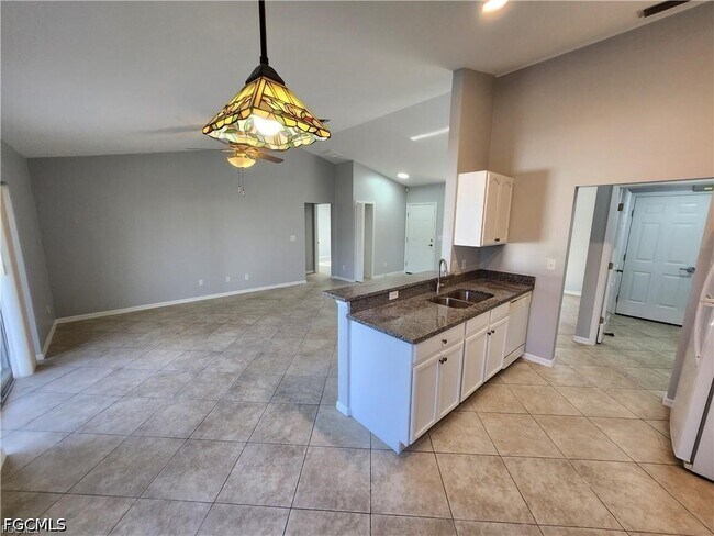 Building Photo - 4126 SW 8th Pl