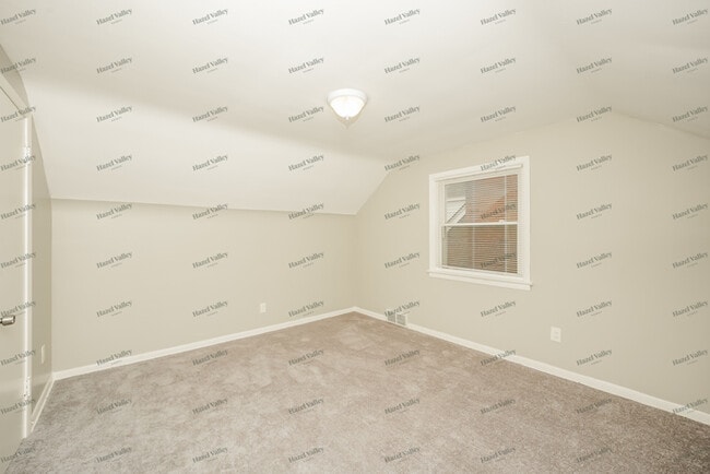 Building Photo - 1627 Wrenford Rd