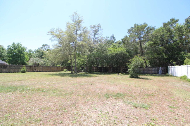 Building Photo - Spacious 3BR/3BA Holley by the Sea Home wi...