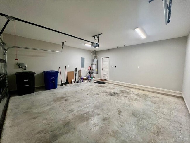 Building Photo - 5109 Lost Creek Ln