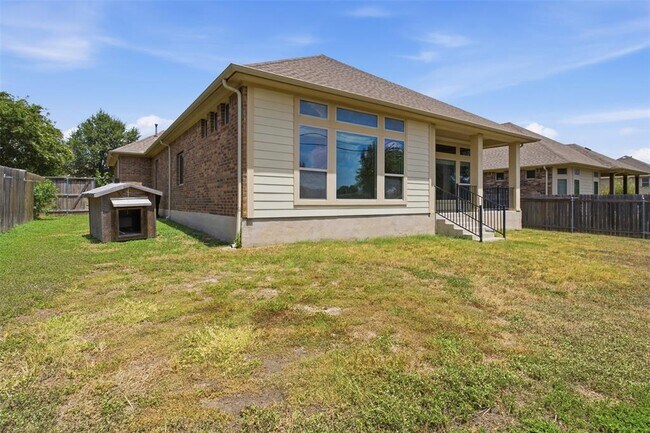 Building Photo - 105 Aspen Trail