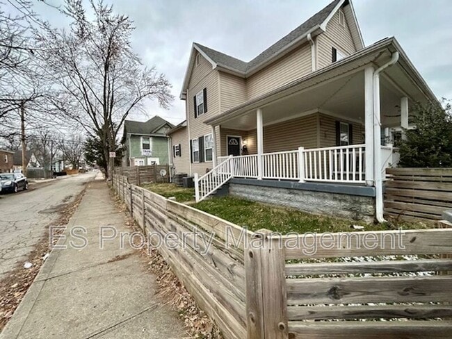 Building Photo - 1502 Lexington Ave