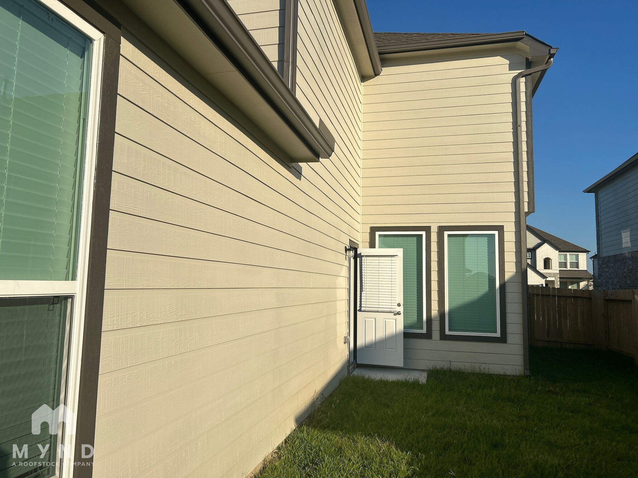 Building Photo - 14714 Surfbird Ln