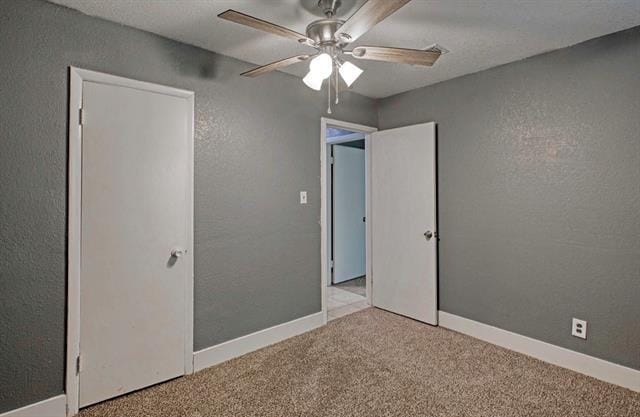 Building Photo - 307 Dee Ln